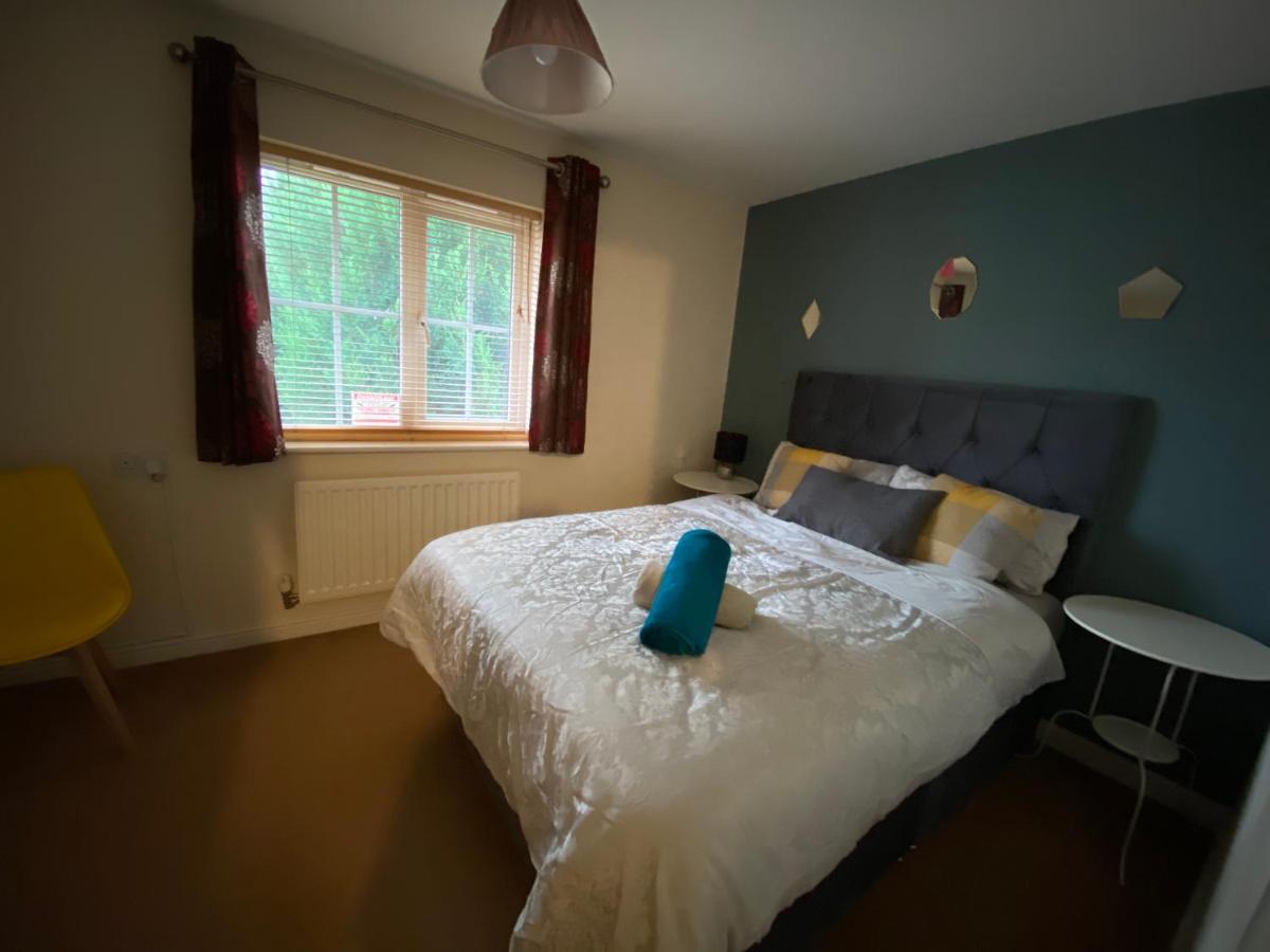 Wellingborough Cosy Hub Villa Great Harrowden Esterno foto